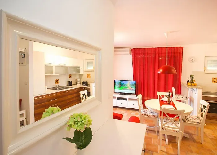 Apartment Lyra